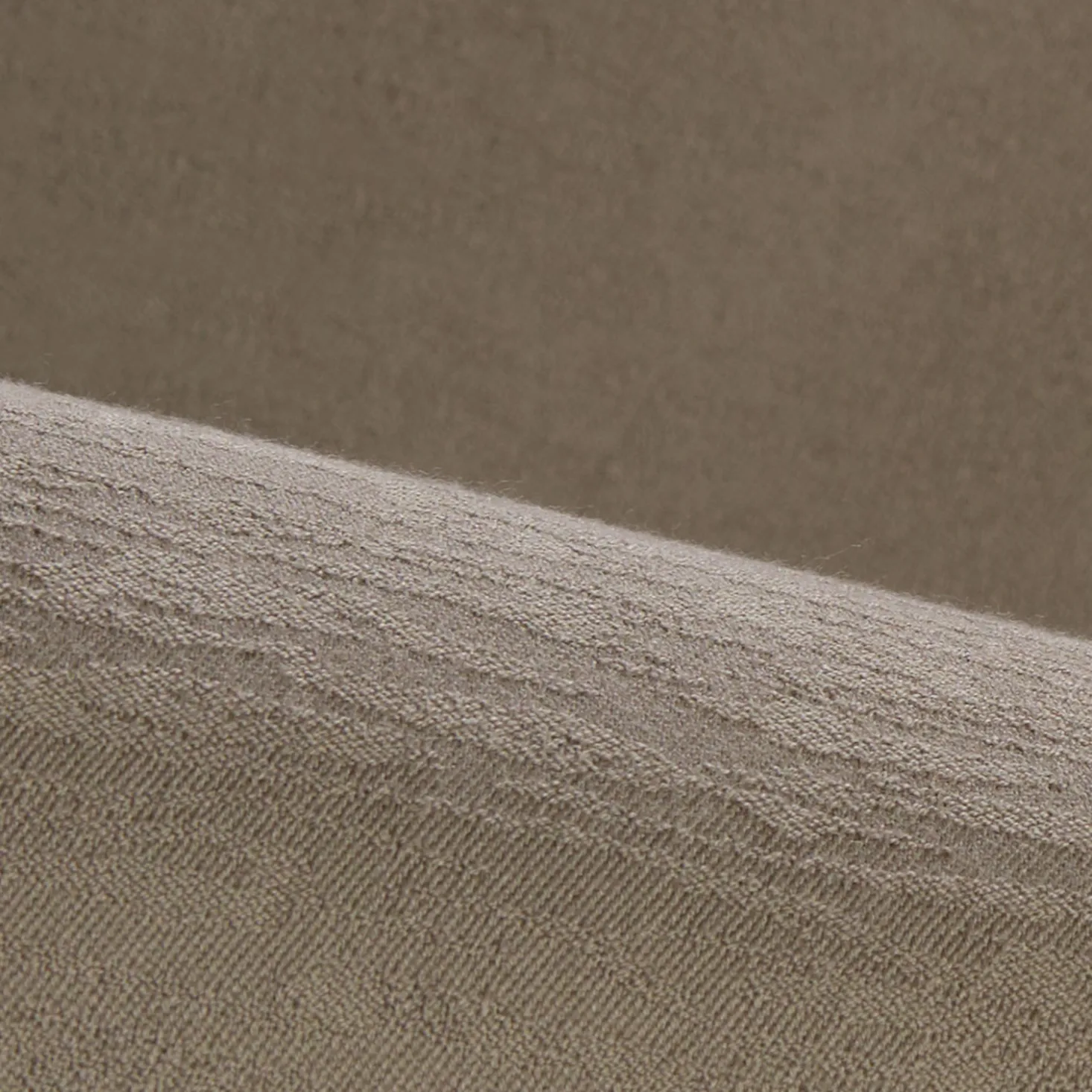 Bett Jukai Pur mit Stegbetthaupt(Baumwollstoff Ondula Taupe, Eiche, 140 x 200 cm, mit Betthaupt und Betthaupthousse)