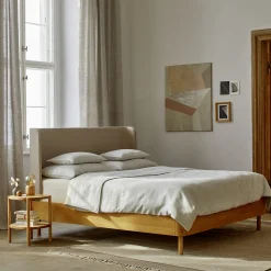 Bett Tonda mit Polsterbetthaupt(Wollstoff Tano natur, Buche, 160 x 200 cm, mit hohem Polsterbetthaupt)