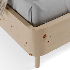 Bett Tonda mit Polsterbetthaupt(Wollstoff Elverum Sesam, Zirbe, 160 x 200 cm, mit niedrigem Polsterbetthaupt)