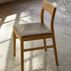 Karim Stuhlauflageinkl. Gitterstoppmatte (Filz Haselnuss)