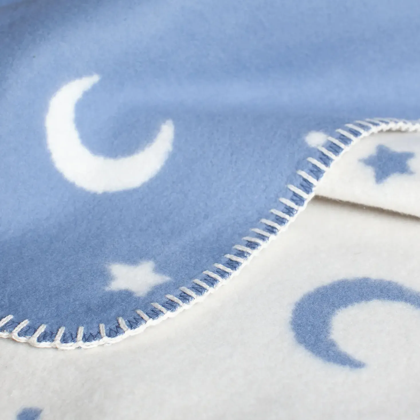 Kinderdecke Lunahimmelblau, 75 x 100 cm, 100 % Baumwolle, GOTS (himmelblau, 75 x 100 cm)