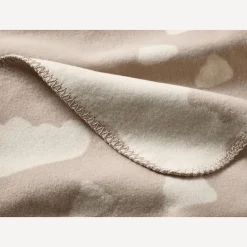 Kinderdecke Wolkensand, 100 % Baumwolle, GOTS (100 x 150 cm)