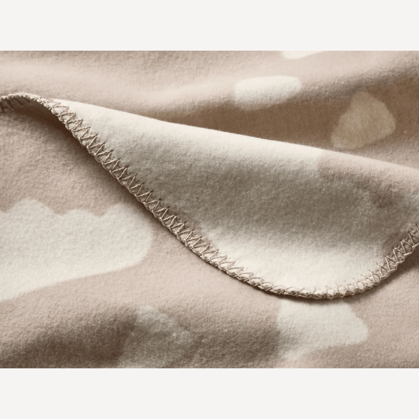 Kinderdecke Wolkensand, 100 % Baumwolle, GOTS (100 x 150 cm)