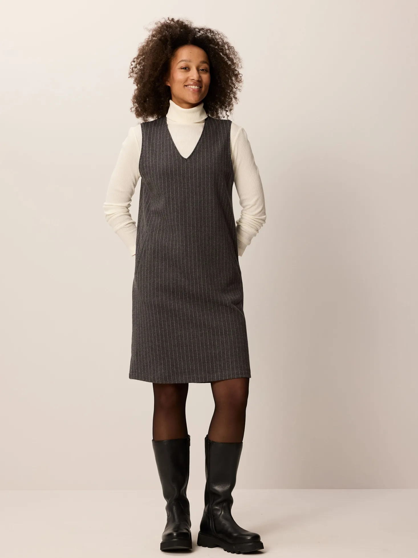 Kleid aus Bio Baumwolle(anthrazit nadelstreif, 38)
