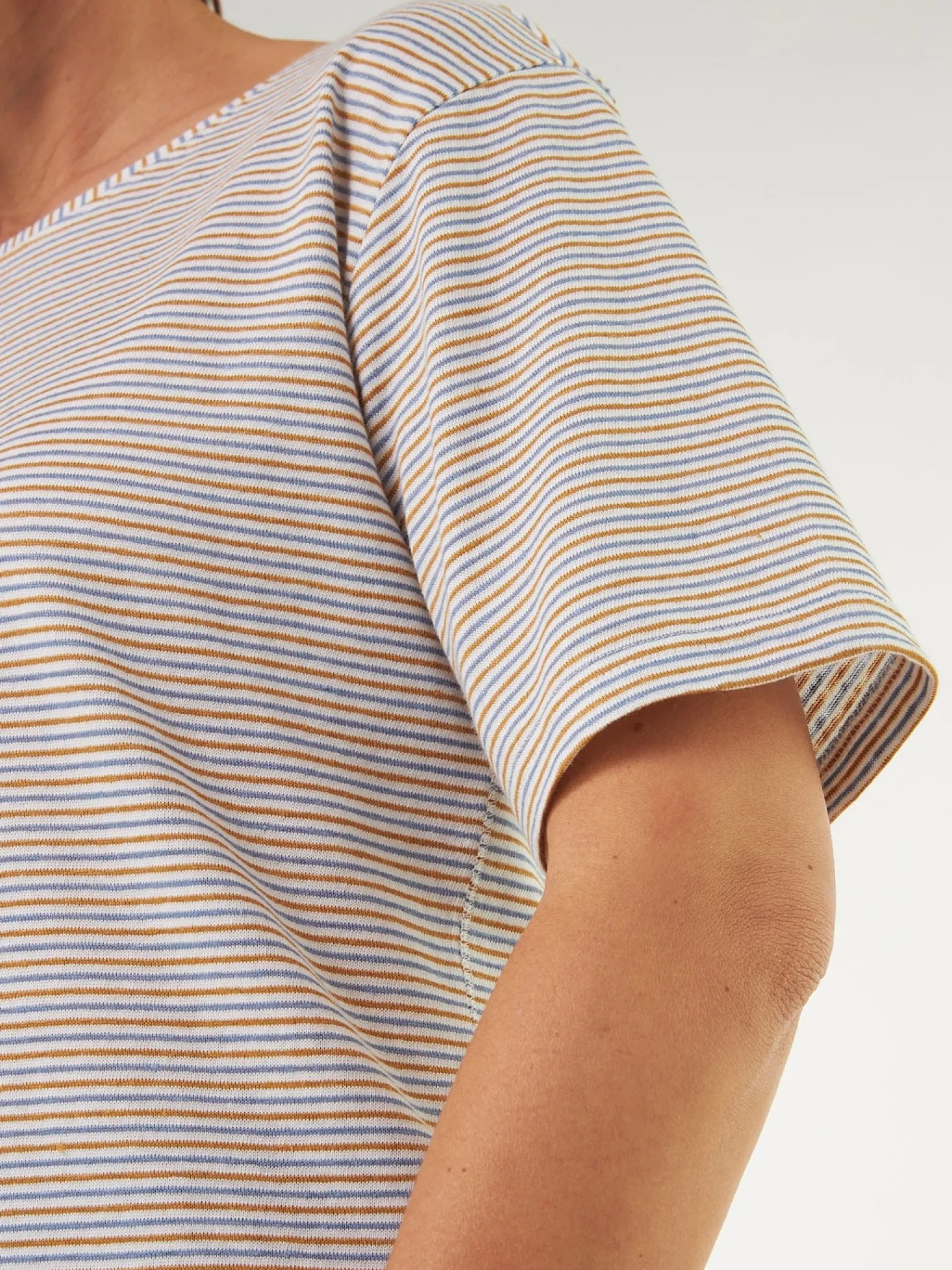 Kurzarmshirt aus Bio Leinen/Baumwolle(blau/curry ringel, 36)