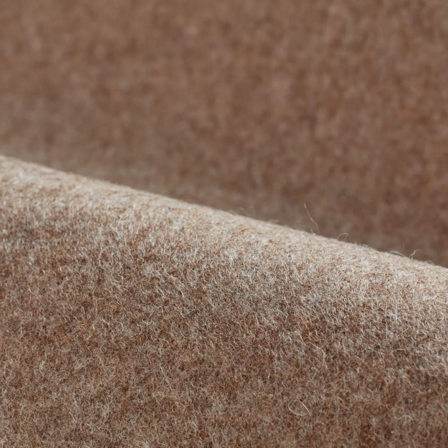 Loungesofa Lana(Wollstoff Stavang haselnuss, Buche, 260 x 160 cm mit Liegeteil links/re)