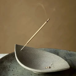 Räucherstäbchenhalter aus Basaltunglasiert, 17 x 9,5 x 3,5 cm