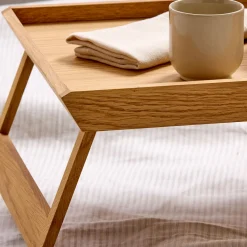Tabletttisch Torebu aus Eiche