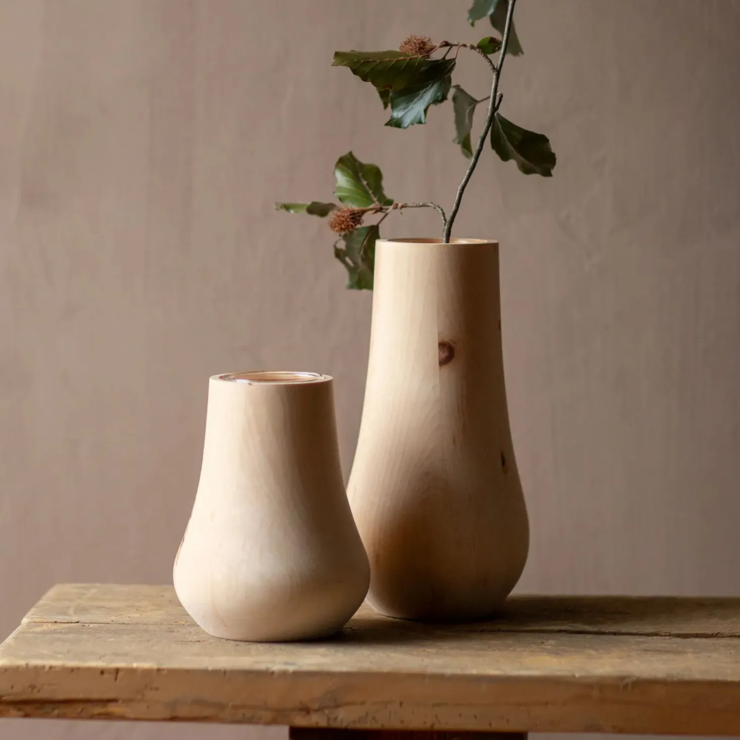Vase aus Zirbenholz mit GlaseinsatzH17,5 cm