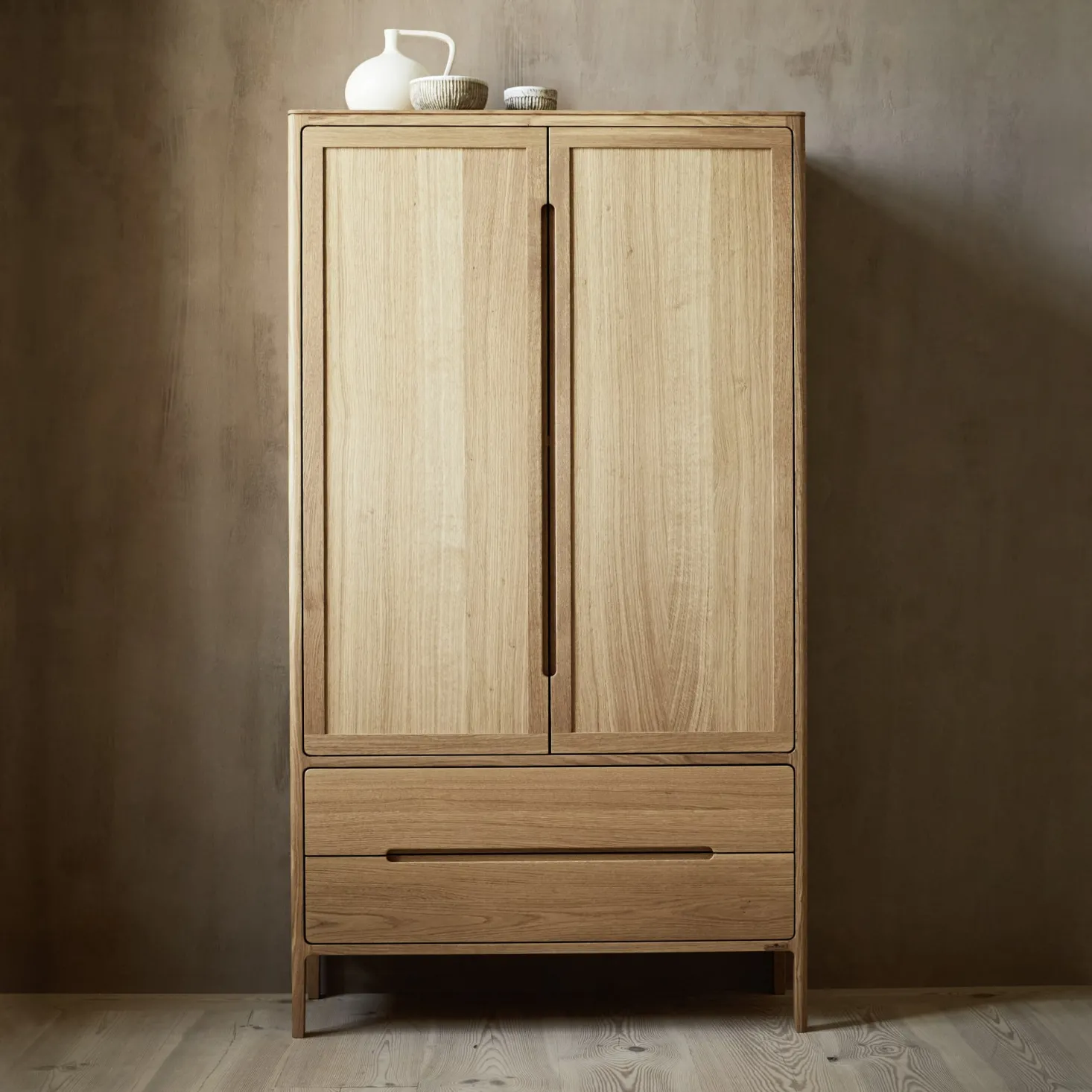 Vitrine Tenso 2-türig2 Laden (Holz, Kernbuche, 2-türig, 2 Laden)