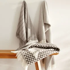 Wohndecke Lady Grey140 x 200 cm, 100 % Schurwolle (Lamm) (cappucchino)