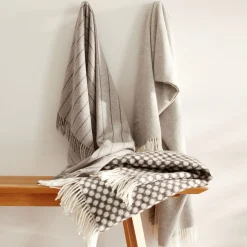 Wohndecke Lady Grey140 x 200 cm, 100 % Schurwolle (Lamm) (hellgrau)
