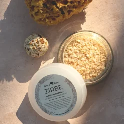ZirbeEntspannungsbad mit Alpensalz & Joghurt
